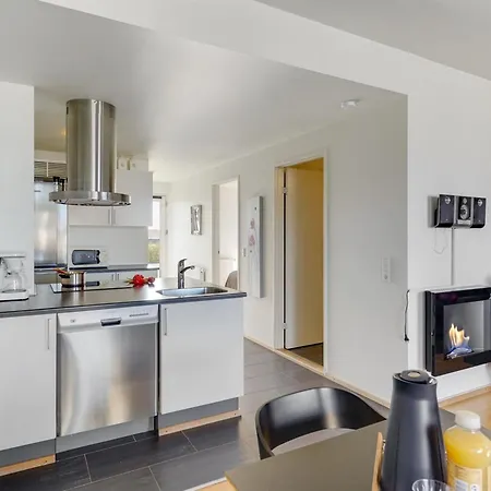 Jurviis - 100m From The Sea By Interhome Apartmán