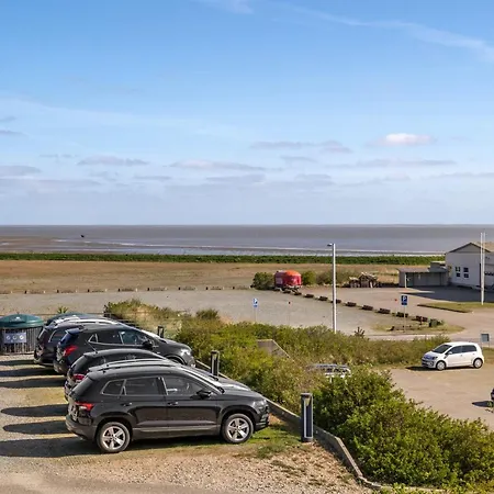 Jurviis - 100m From The Sea By Interhome Lejlighed *